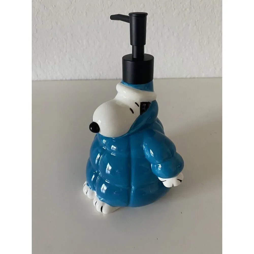 Peanuts Snoopy Soap Lotion Dispenser Blue Quilted Puffer‎ Puffy Jacket NEW